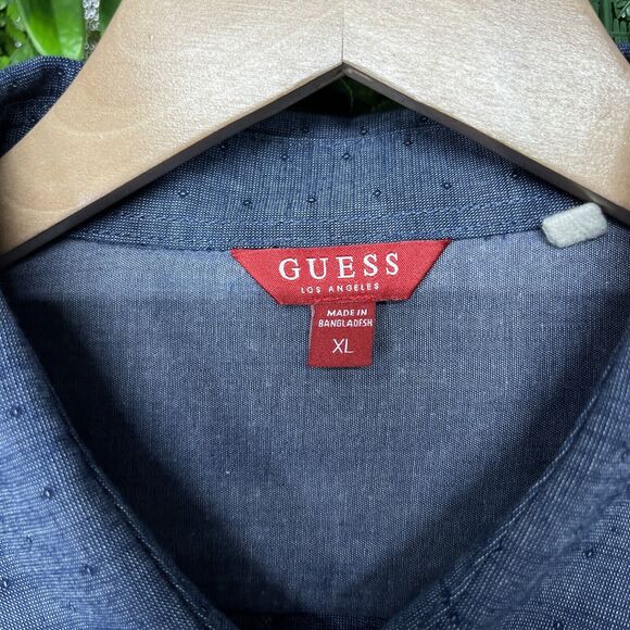 GUESS SHIRT Mens XL Blue Button Down Collared Chambray Denim Front Pocket 1813 - Picture 4 of 7